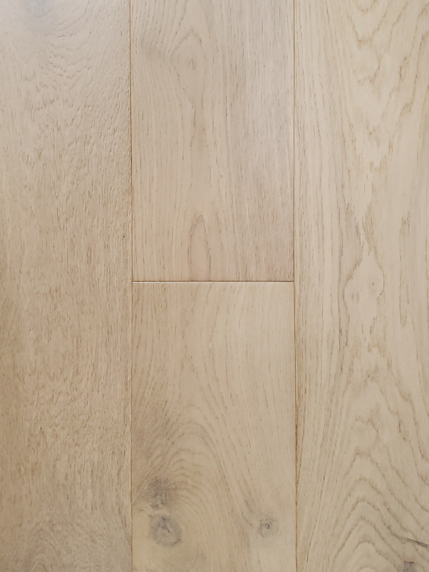 White Oak Hardwood Flooring from FFCarpetOne